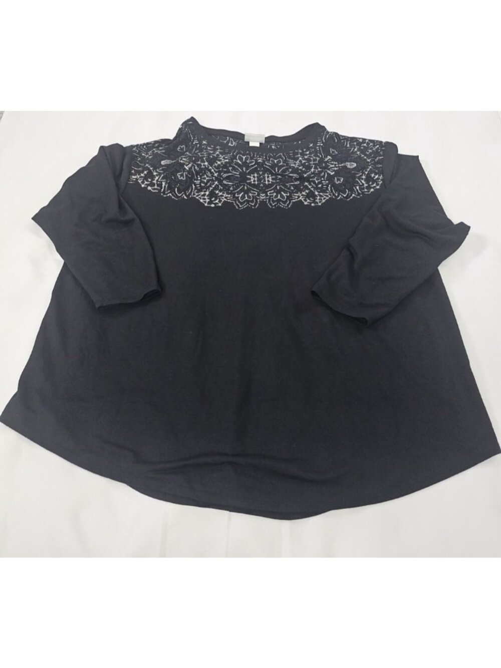 Ava & Viv Black Tunic Top Sheer Mesh Yoke Silver Foil Mandala Plus Size 2X - Picture 8 of 10